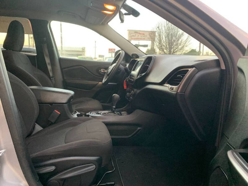2019 Jeep Cherokee Latitude