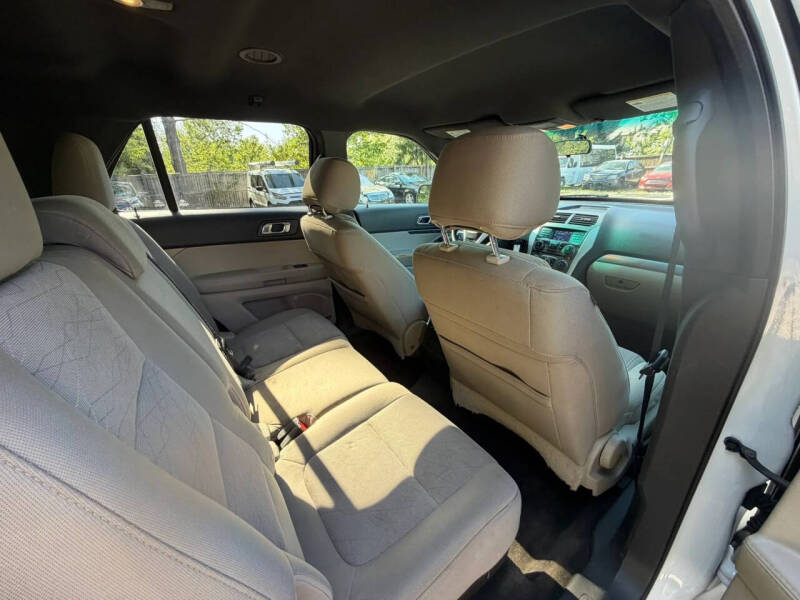 2013 Ford Explorer