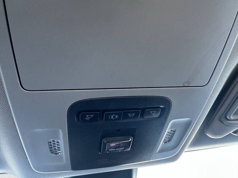 2019 Toyota Camry XLE