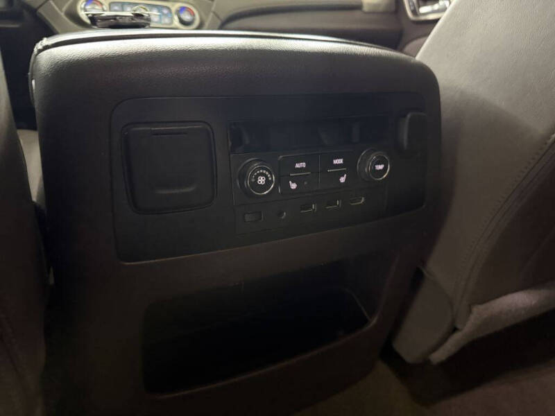 2017 GMC Yukon XL Denali