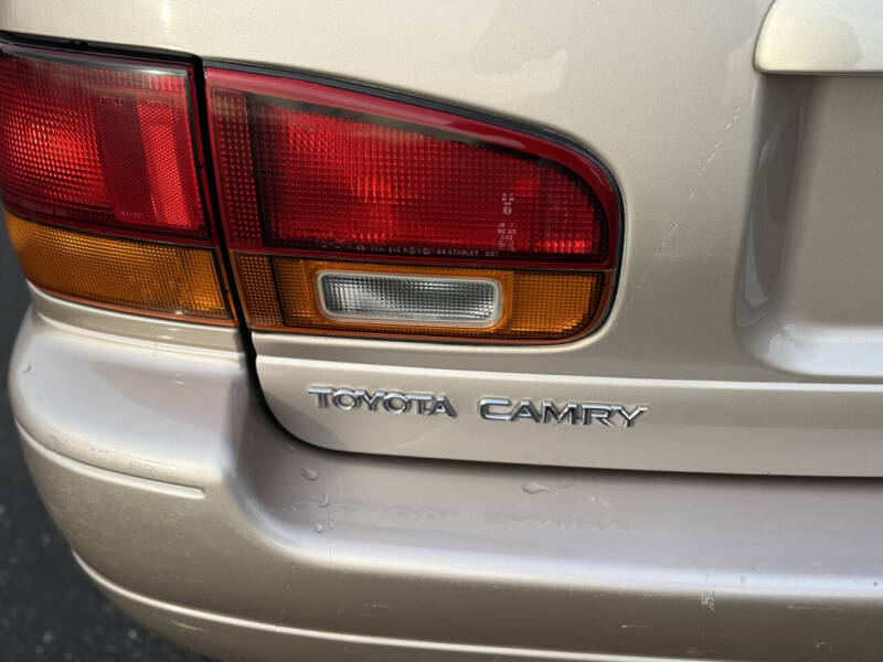 1994 Toyota Camry LE V6