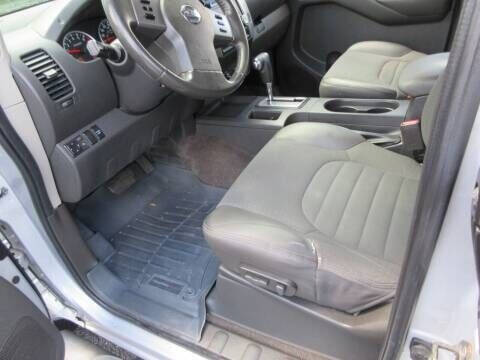 2010 Nissan Frontier LE