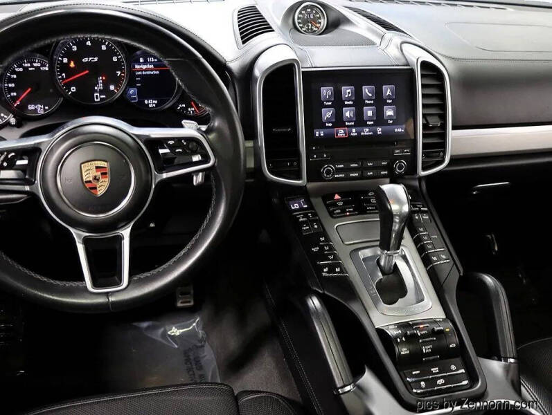 2018 Porsche Cayenne GTS