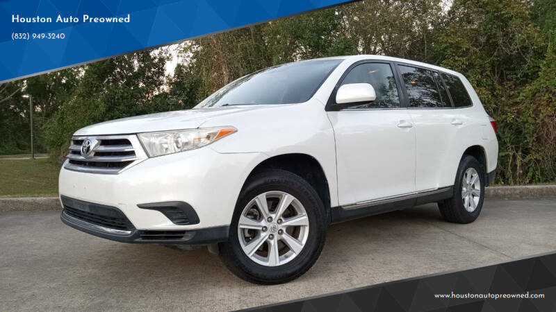 2011 Toyota Highlander SE's photo