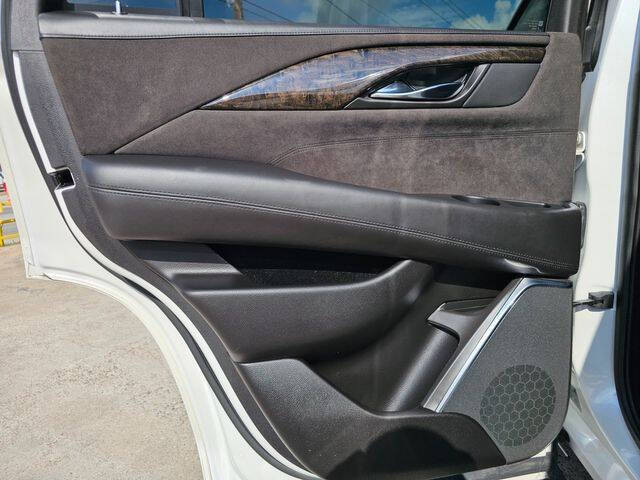 2016 Cadillac Escalade Platinum