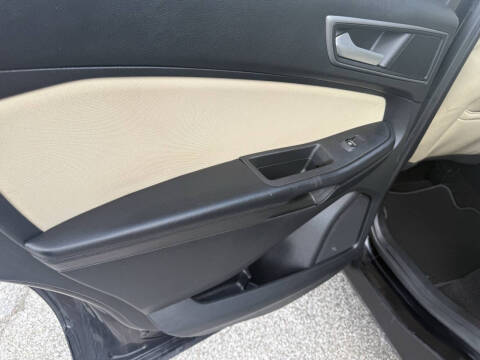 2016 Ford Edge SE