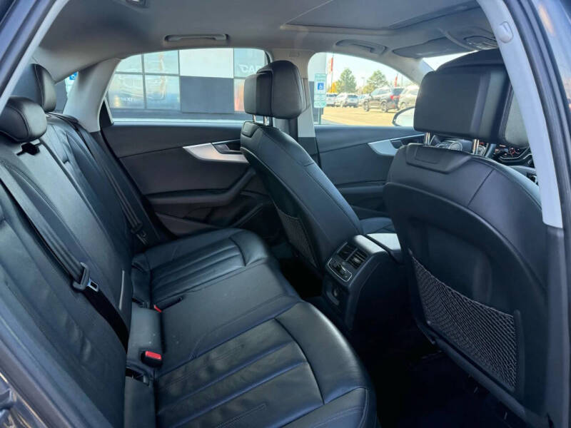 2017 Audi A4 2.0T quattro Premium Plus