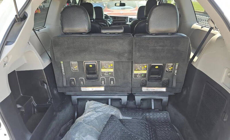 2015 Toyota Sienna