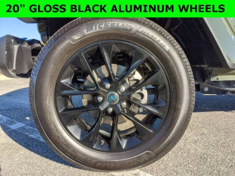 2024 Jeep Wrangler Sahara 4xe