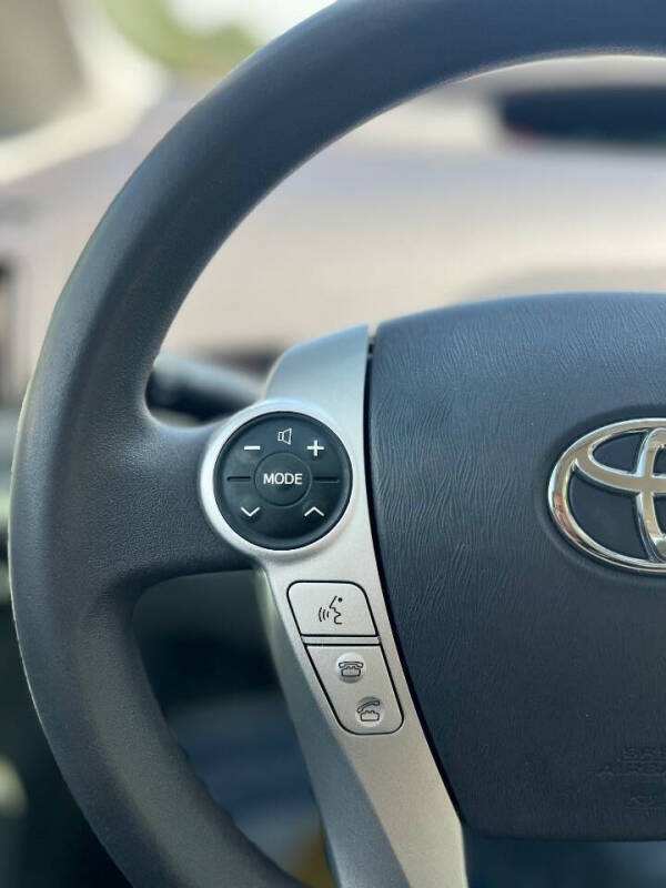 2011 Toyota Prius Three