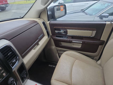 2015 RAM 1500 Laramie