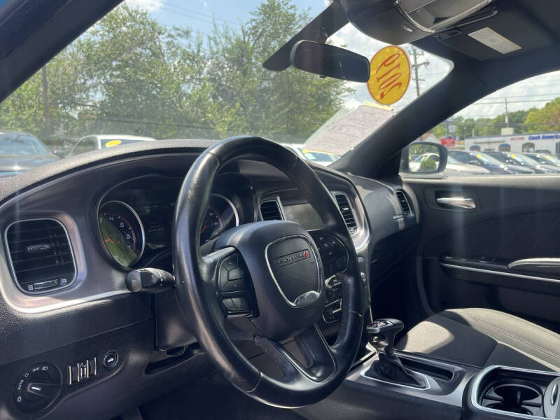 2019 Dodge Charger SXT