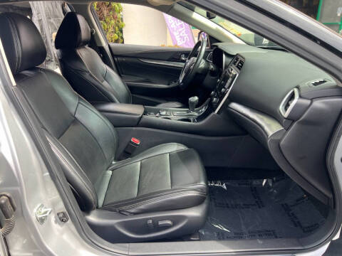 2021 Nissan Maxima 3.5 SV