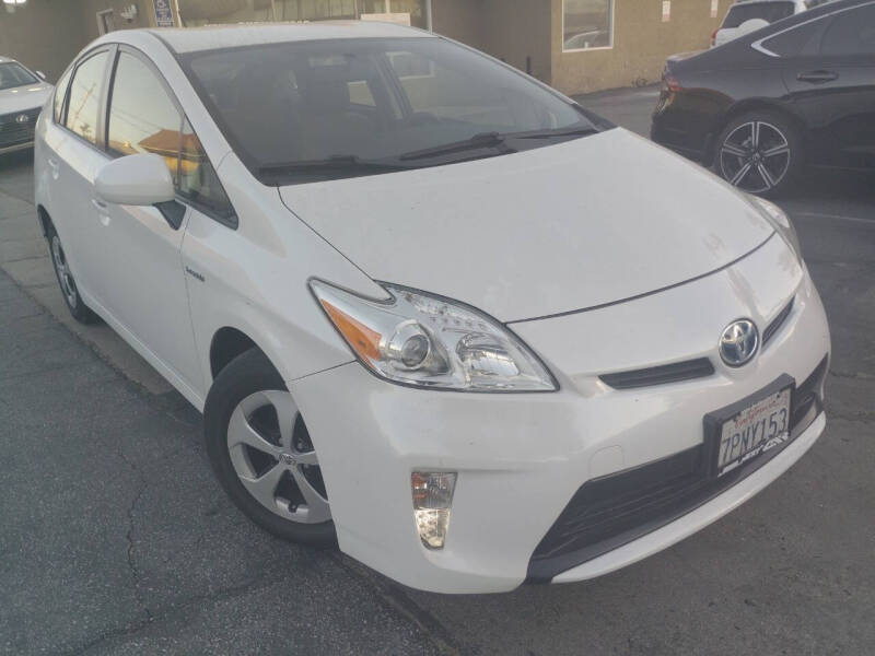2012 Toyota Prius Two