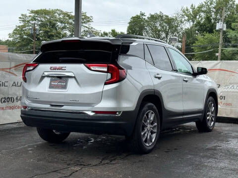 2022 GMC Terrain SLT