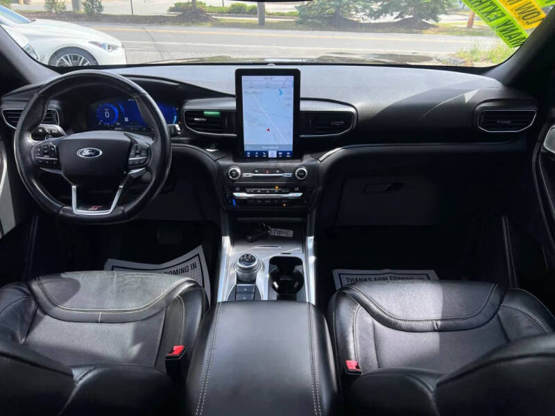 2020 Ford Explorer ST
