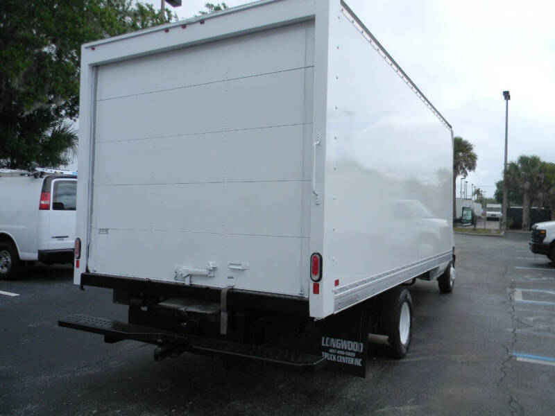 2019 Ford E-350