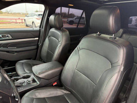 2016 Ford Explorer Sport