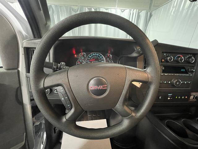 2026 GMC Savana 2500