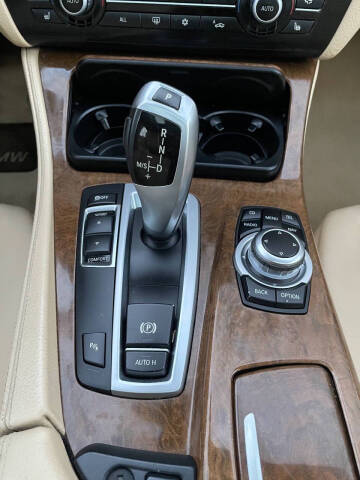 2012 BMW 5 Series 535i