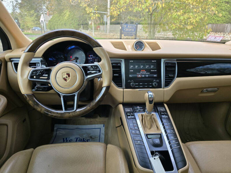 2017 Porsche Macan S