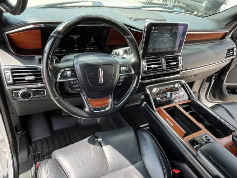 2018 Lincoln Navigator L Select