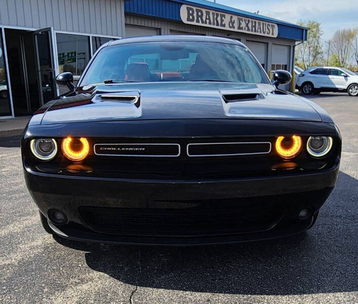 2016 Dodge Challenger SXT