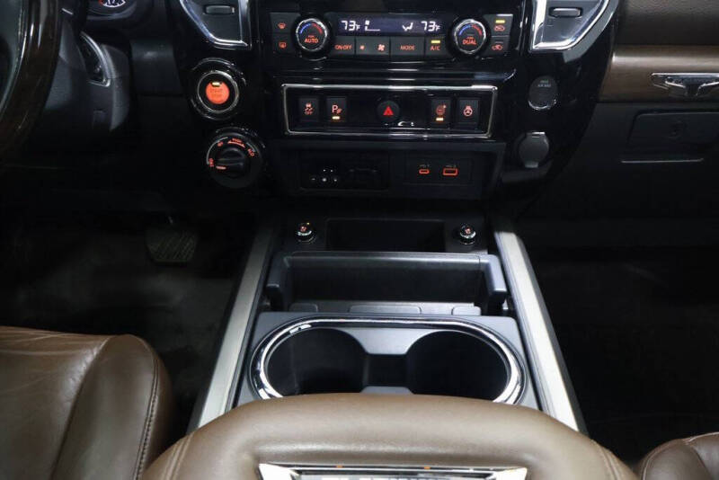 2021 Nissan Titan Platinum Reserve