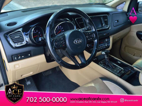 2017 Kia Sedona