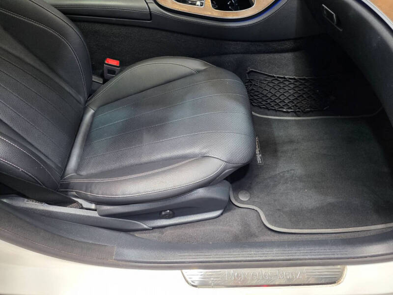 2019 Mercedes-Benz E-Class E 300