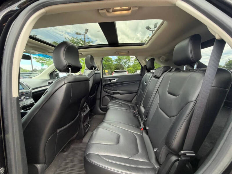 2019 Ford Edge Titanium