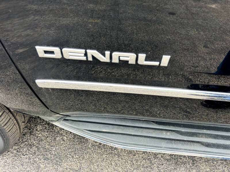 2017 GMC Yukon Denali