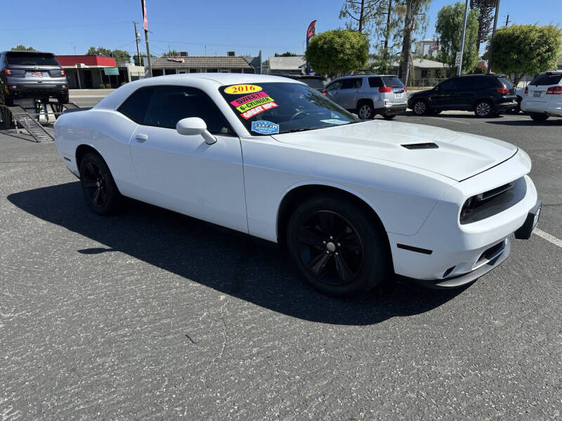 2016 Dodge Challenger SXT