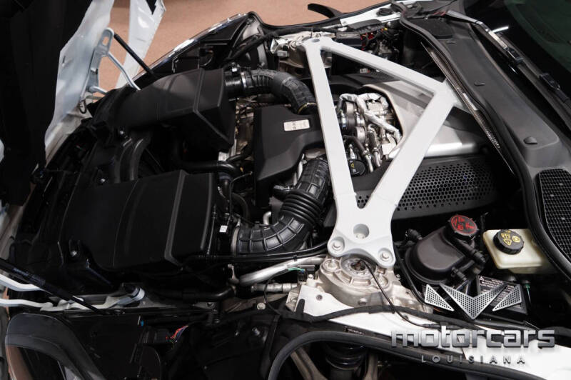 2018 Aston Martin DB11 V8