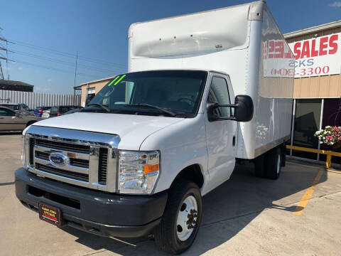 2011 Ford E-Series Chassis for sale at Market Street Auto Sales INC in Houston TX