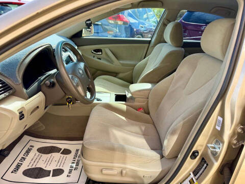 2011 Toyota Camry LE