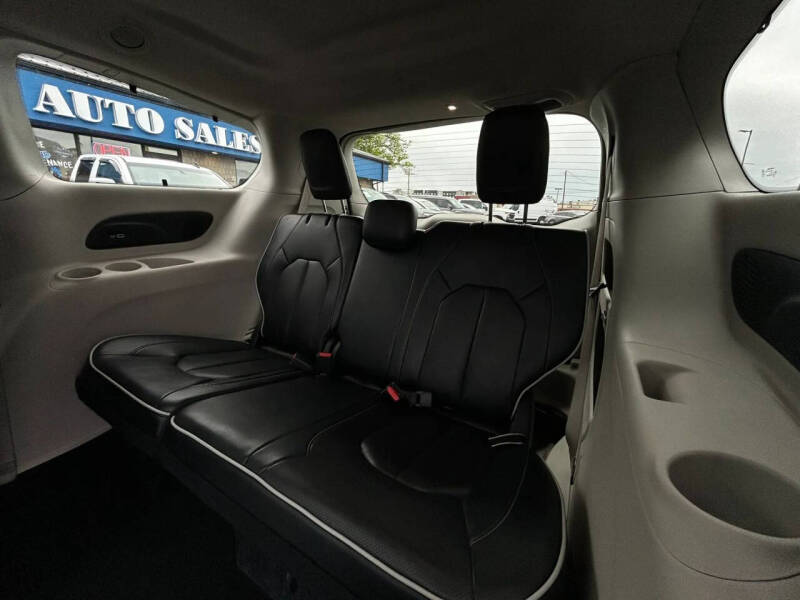 2023 Chrysler Pacifica Limited