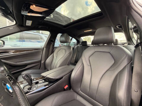 2020 BMW 5 Series 530i