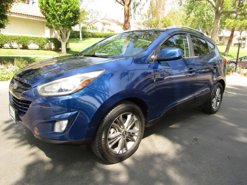 2015 Hyundai Tucson for sale at E MOTORCARS in Fullerton CA