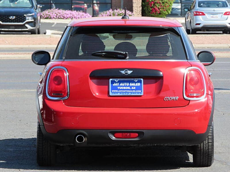 2017 MINI Hardtop 4 Door Cooper