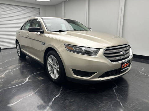 2017 Ford Taurus SE