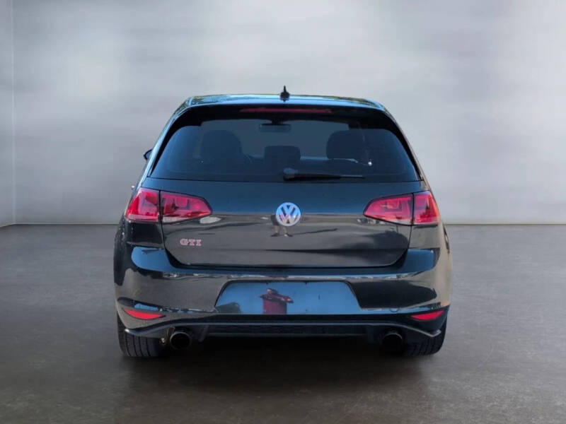 2017 Volkswagen Golf GTI