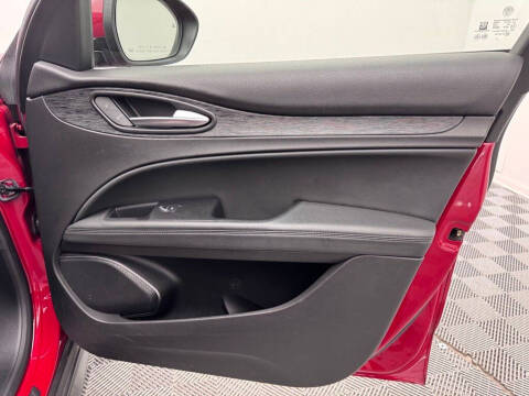 2022 Alfa Romeo Stelvio Sprint