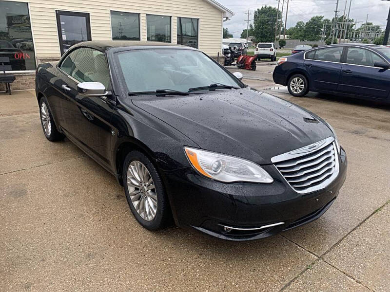 2011 Chrysler 200 Limited