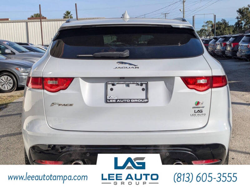 2019 Jaguar F-PACE S