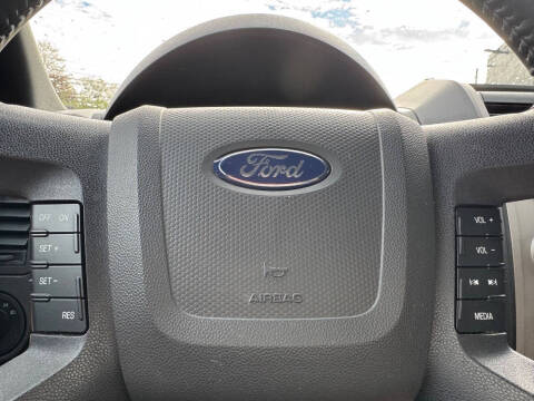 2011 Ford Escape XLT
