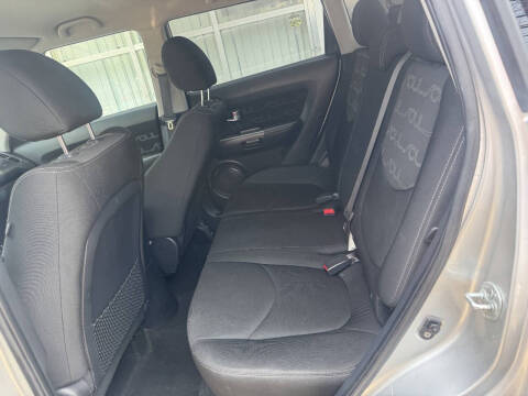 2012 Kia Soul +
