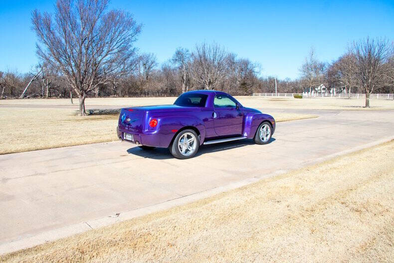 2004 Chevrolet SSR LS