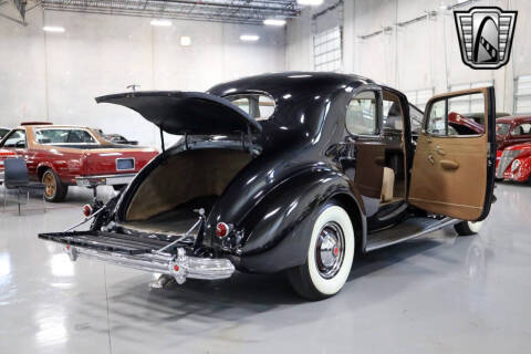 1938 Packard Super Eight