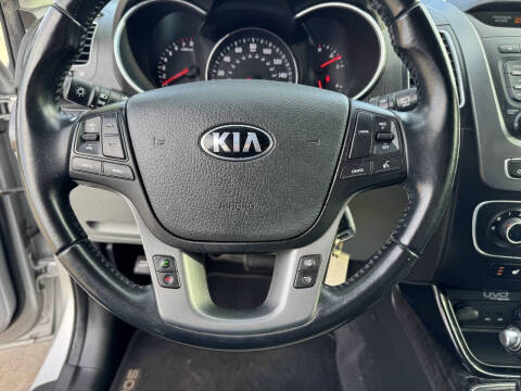 2014 Kia Sorento LX
